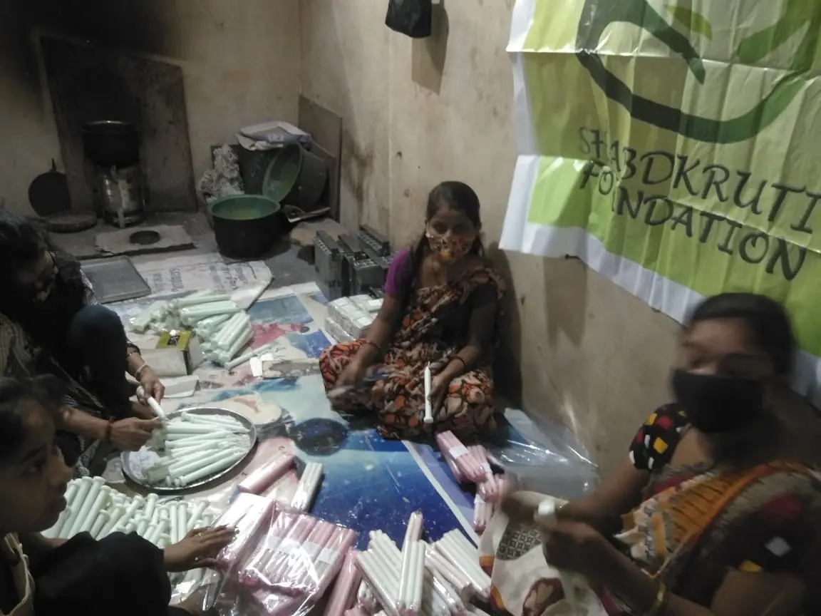 Flower Garland Making Workshop